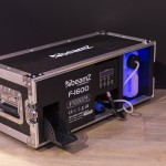 beamZ F1600 Pro Faze Machine in Flightcase Dūmu mašīna beamZ F1600 Pro Faze Machine in Flightcase Dūmu mašīna
