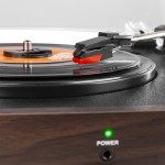 RP106DW ierakstu atskaņotājs Dark Wood